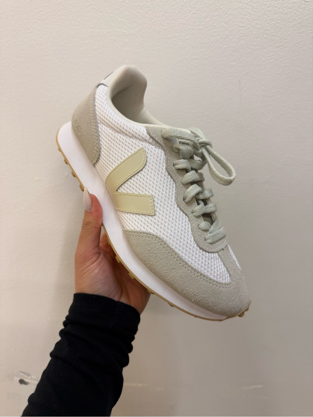 Veja Women's Rio Branco Sneaker in White and Beige